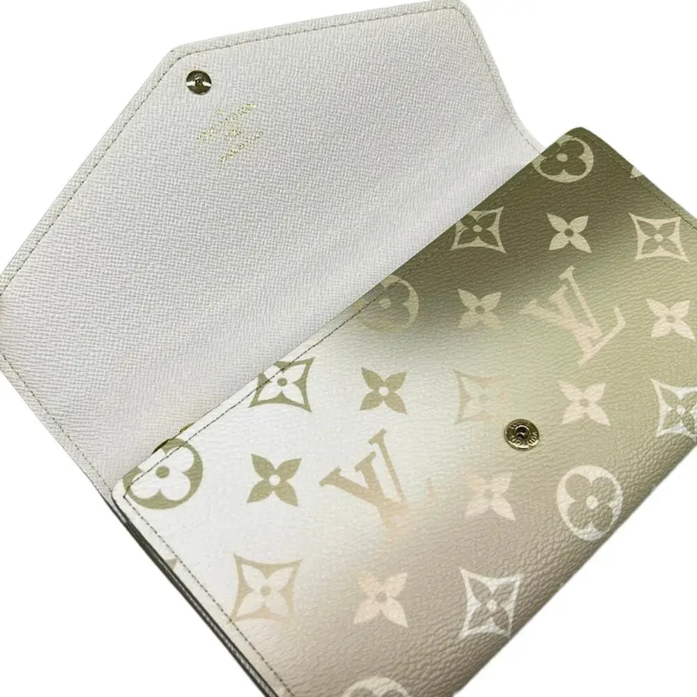 Louis Vuitton Portefeuille Sara Giant Monogram Long Wallet M81276